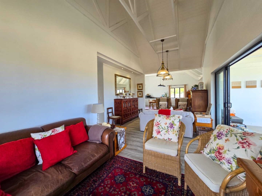 2 Bedroom Property for Sale in Stilbaai Oos Western Cape